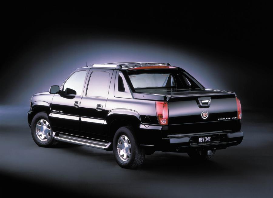  Cadillac Escalade EXT 2002 года  (фото 15 из 39)